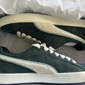 Puma X Clyde 50th Anniversary - 2022 - Warm White; Light Aqua Colorway